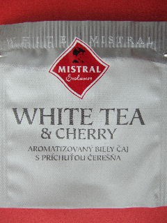 020   WHITE TEA Cerry